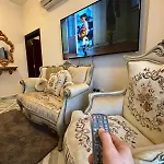 شقة سكنية بغرفتين للإيجار في بوشر موقع مميز وقيمة ممتازة
